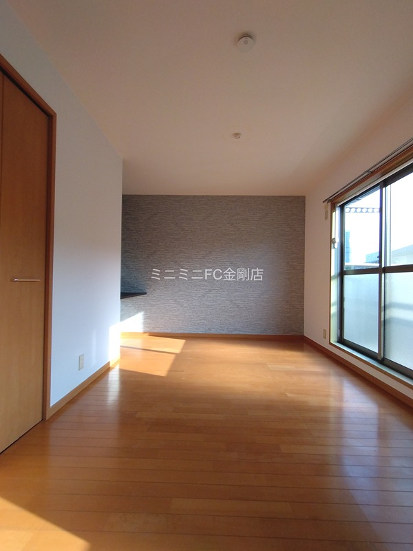 リビングタウン狭山池　D棟 ベッドルーム