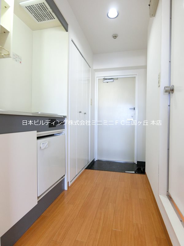 リバーズマンション リビング