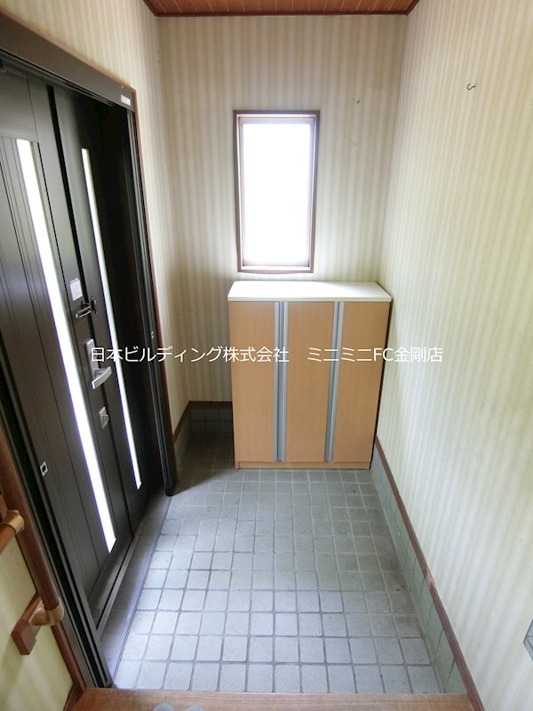 緑ヶ丘北町戸建  玄関