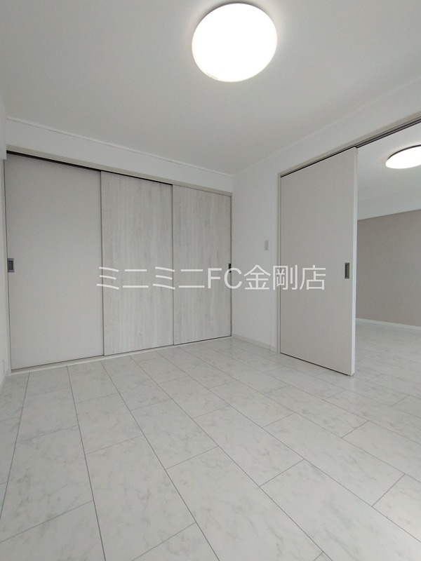 マンション宝寿 ベッドルーム