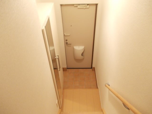 カルム 玄関