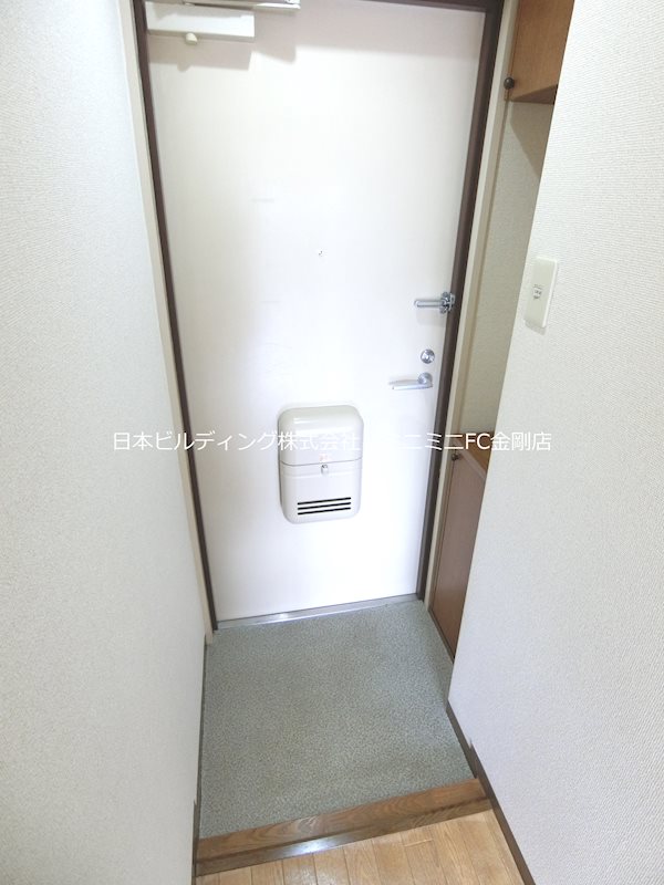 ラフィネアルブル 玄関