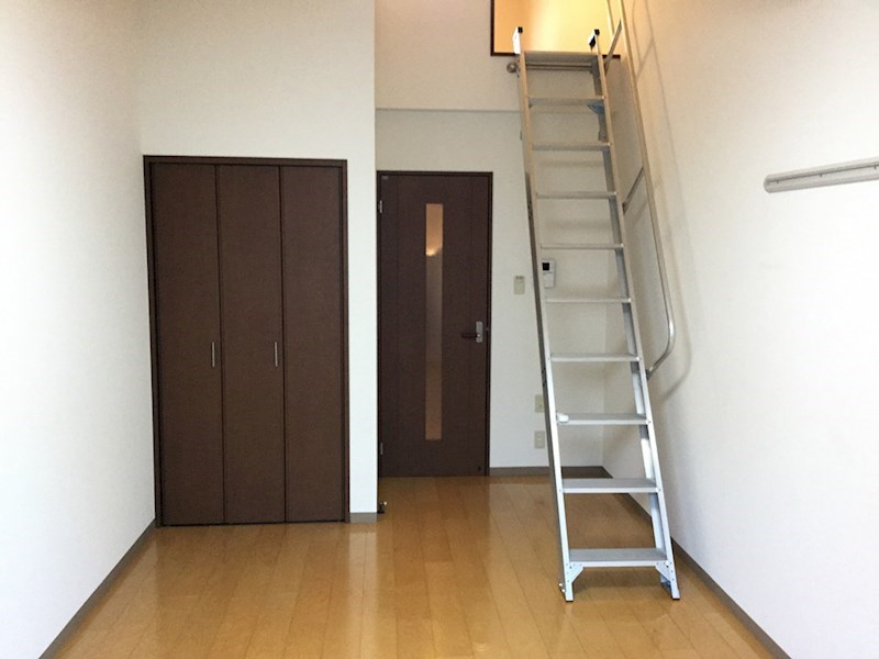 フジパレス初芝駅南Ⅱ番館 リビング