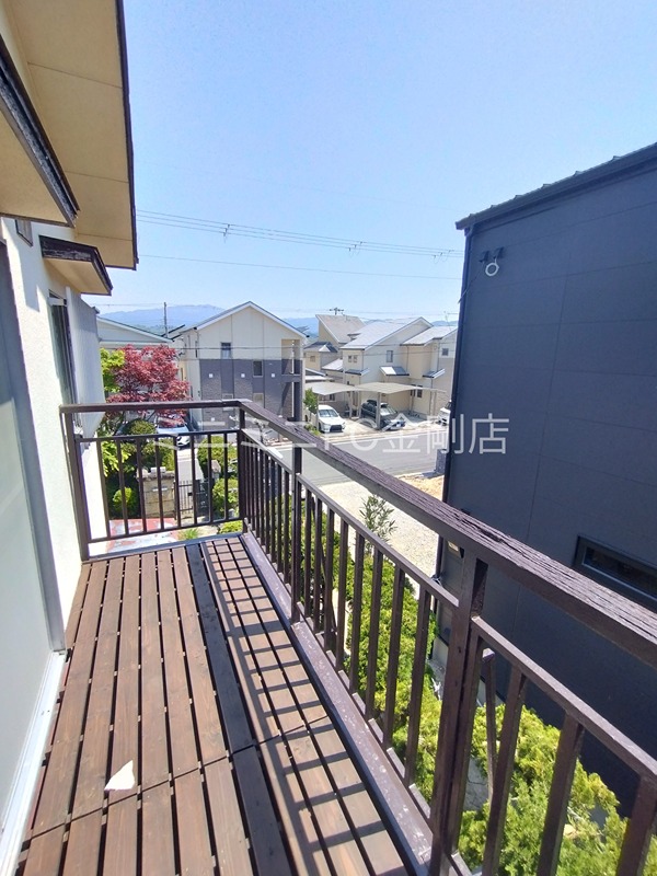 楠ケ丘戸建て ベランダ