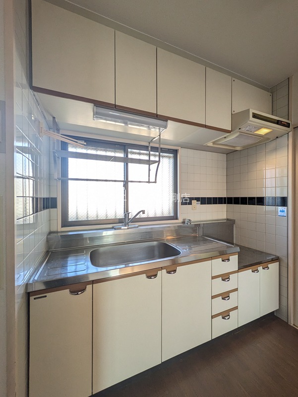 エルファミーレ富田林 キッチン