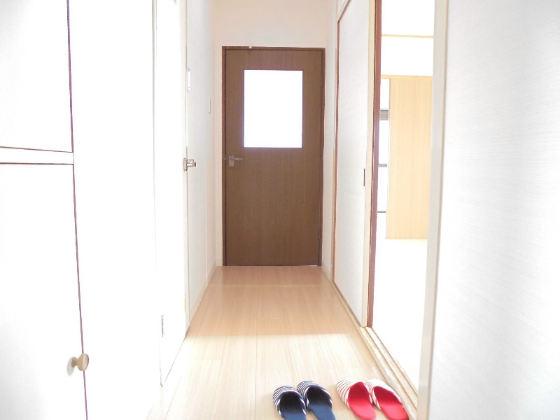 第２山内マンション 玄関