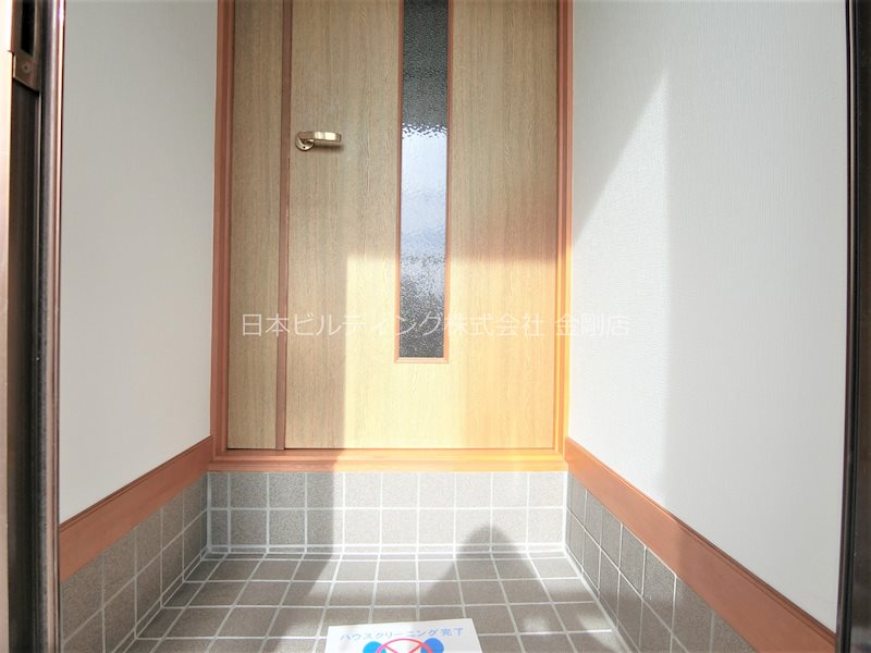 高橋ハイツ 玄関