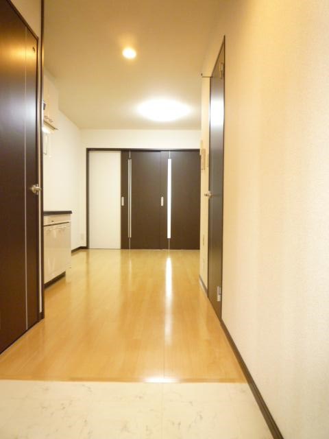 サンライズ中野 玄関