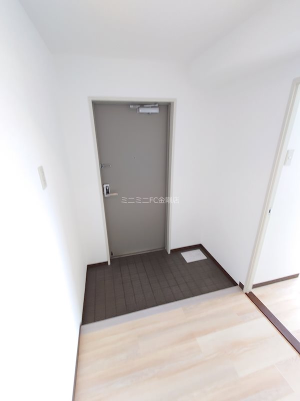 リベラス21　13棟 玄関