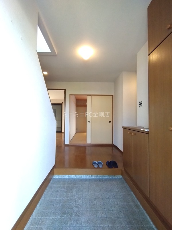 和泉市いぶき野戸建 玄関
