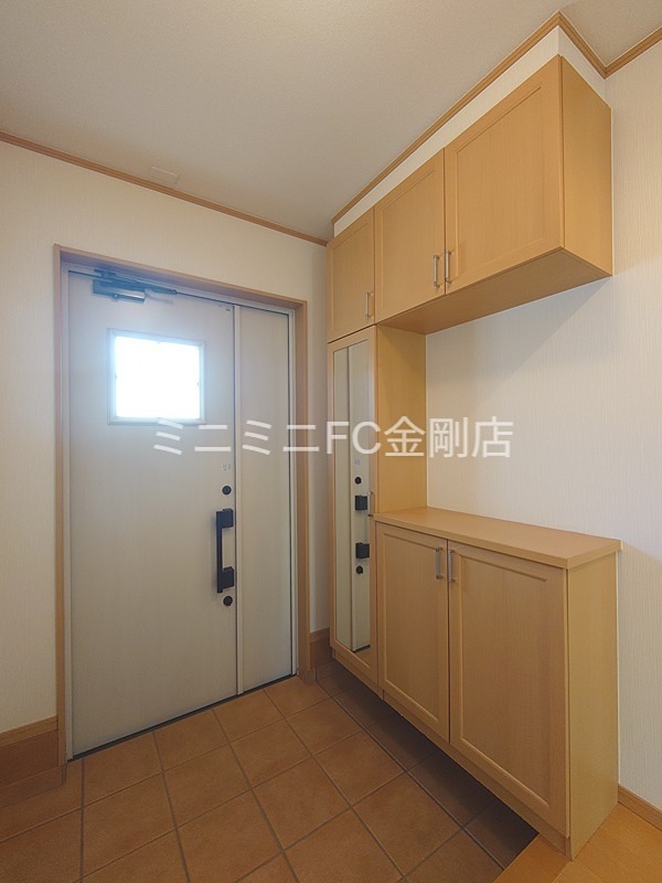 梅の里戸建 玄関