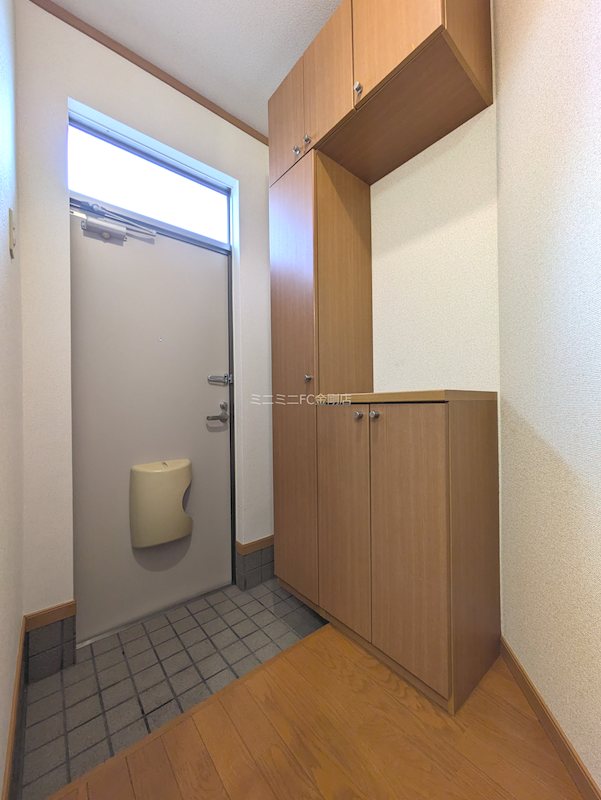 アトリオⅡ 玄関