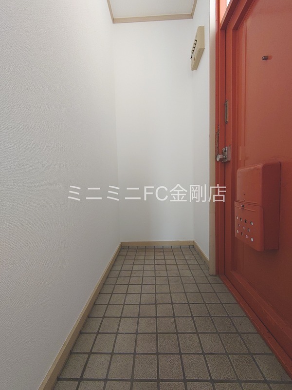 パークサイド寺池台 玄関