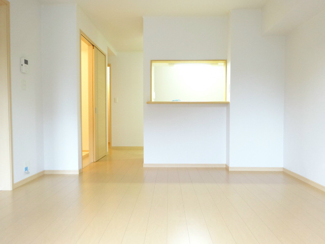 ネオプロヴィデンス リビング