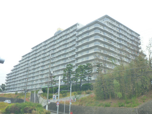 泉北星和台コーポラス 外観写真