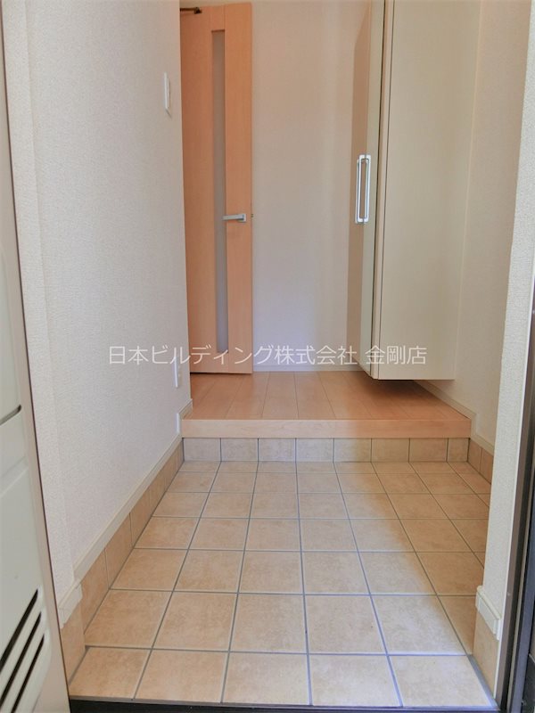 プチフローラ北野田Ⅱ 玄関