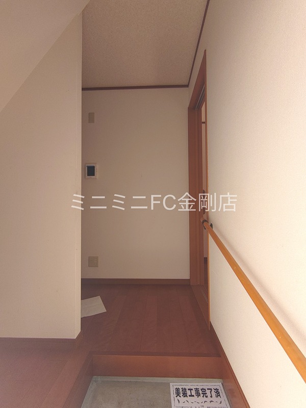 茱萸木貸家 玄関