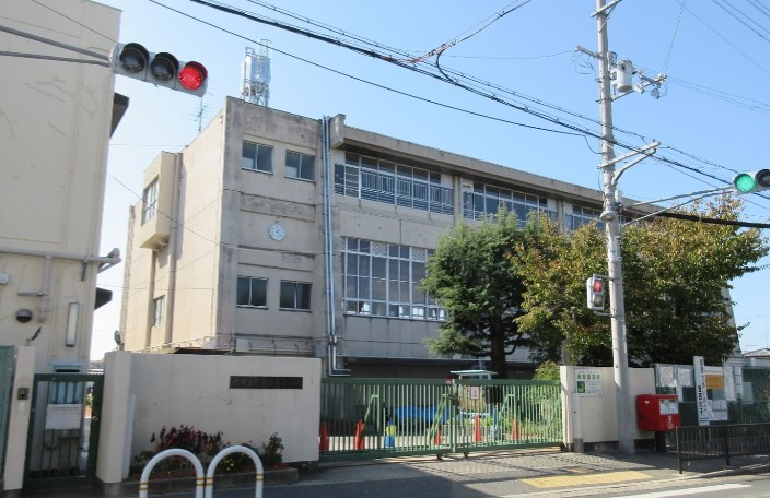 ファミールタカゼン　Ｅ棟 周辺画像5
