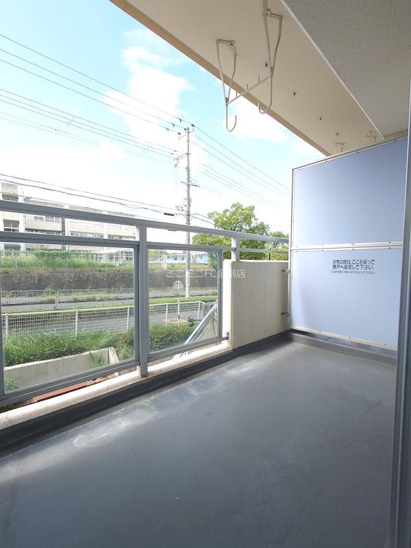 ＵＲ藤沢台中央  ベランダ