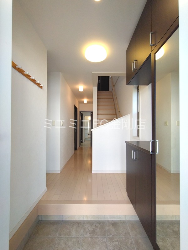 箕形町戸建  玄関