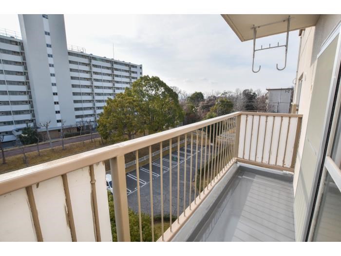 UR泉北竹城台二丁団地12号棟  ベランダ