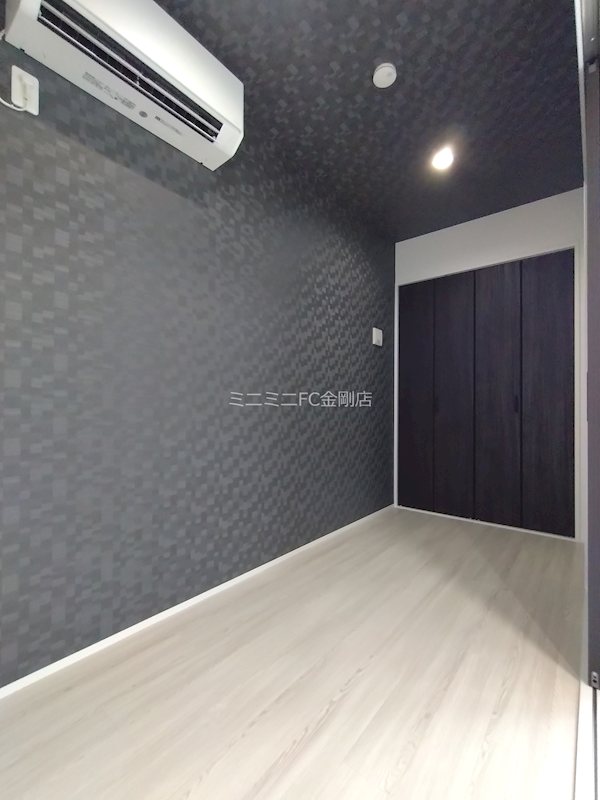 エヌエムキャトフヴァントゥレーズノース ベッドルーム