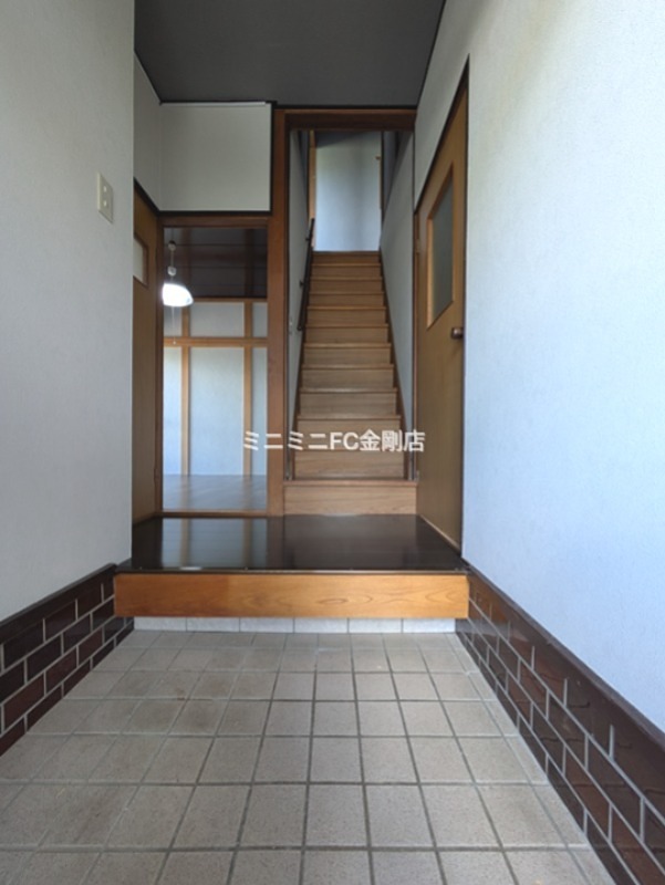 北野田戸建貸家 玄関