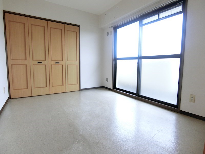 エスポアール岩根 ベッドルーム