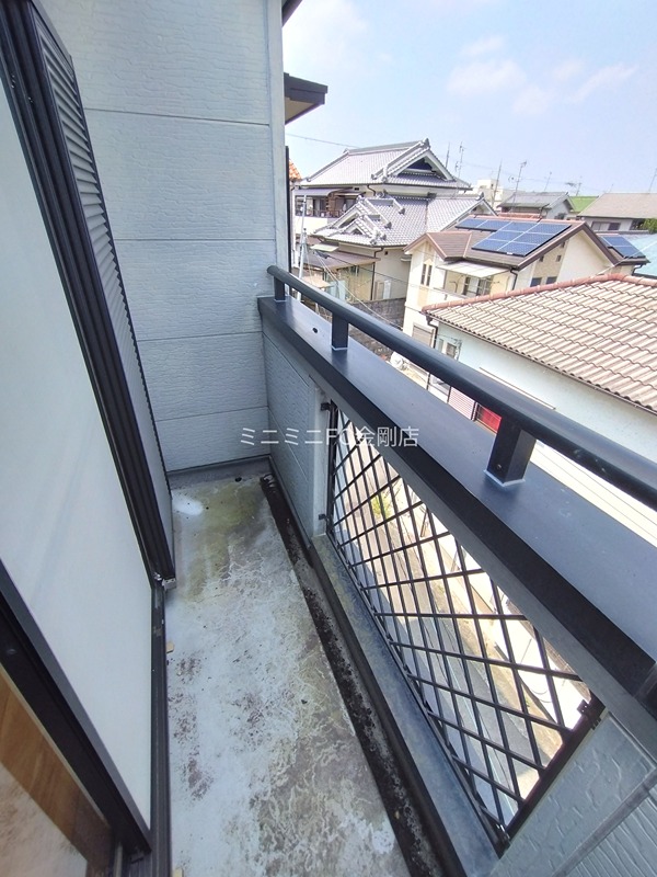 美原区平尾戸建 ベランダ