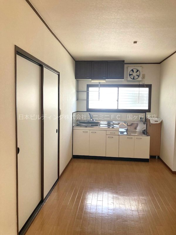 プティセゾン草部 キッチン