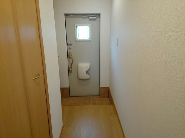 ミゾノカワＡ 玄関