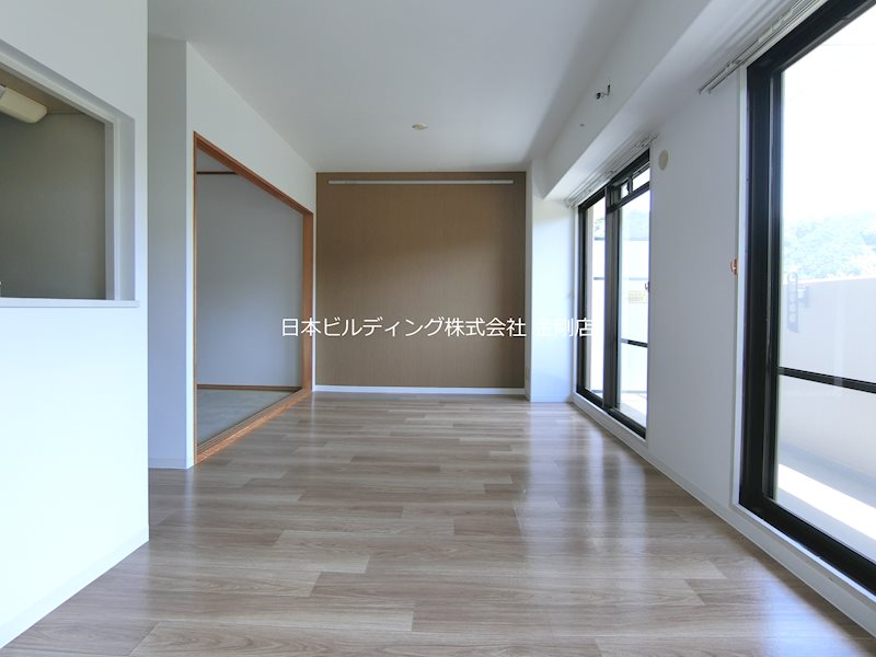 エイチ・ツーオー河内長野Ⅱ リビング