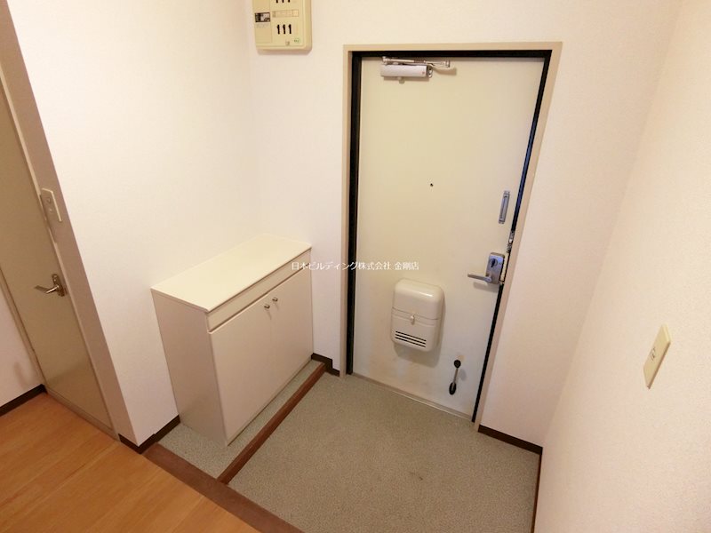 サンライズＡ 玄関