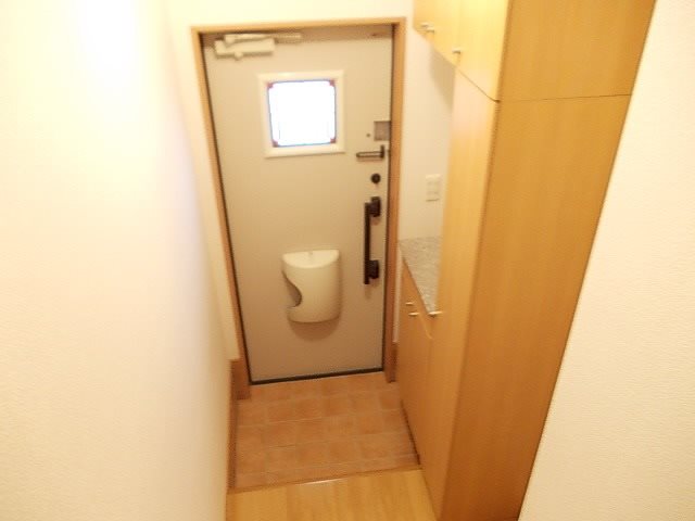 ダイアナヒル 玄関