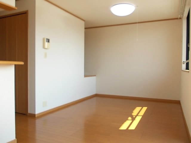 メゾンカルムⅠ リビング