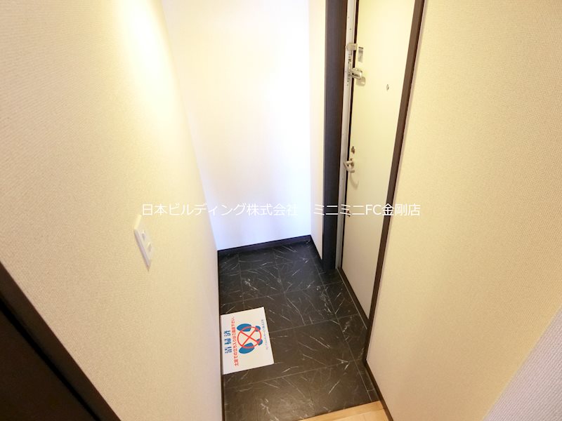フジパレス深井水賀池 玄関