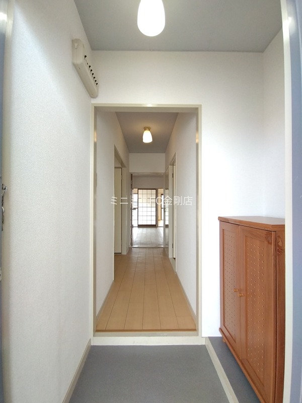 レジデンス二反田 玄関