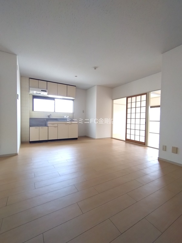 レジデンス二反田 リビング