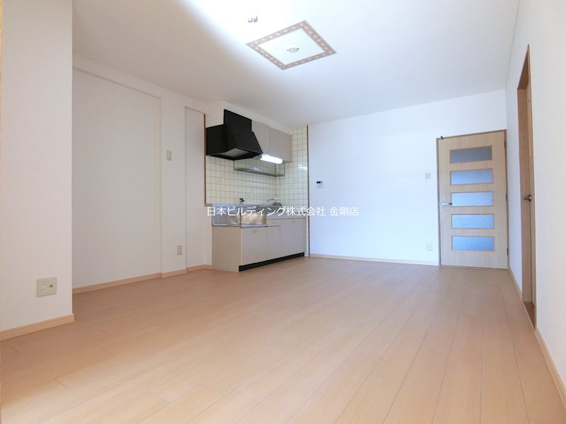 アレーゼF リビング