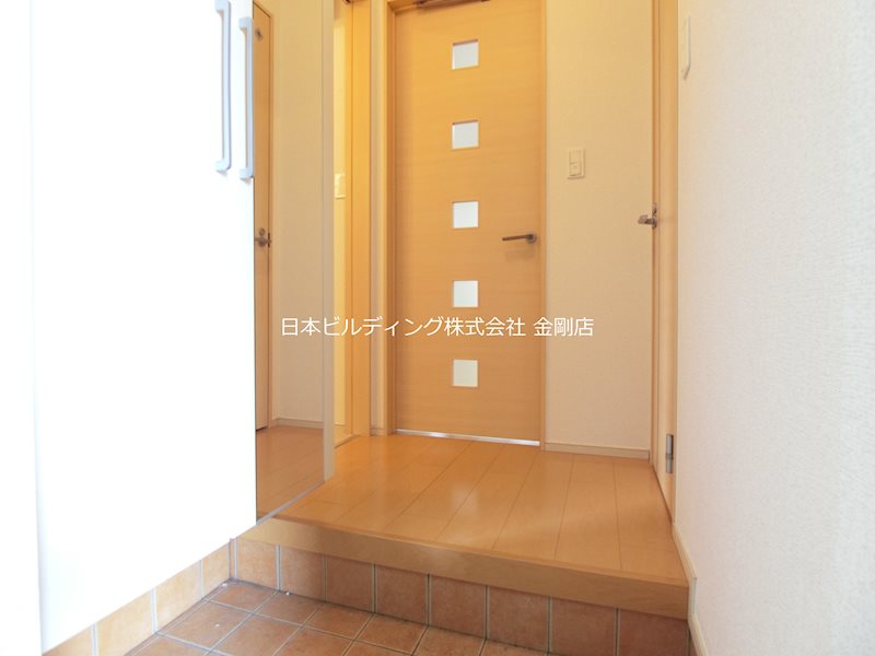 フルー　リール 玄関