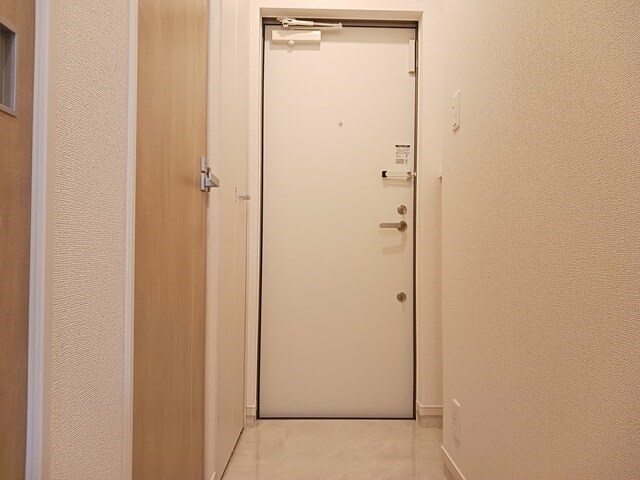 アイマコート　初芝 玄関