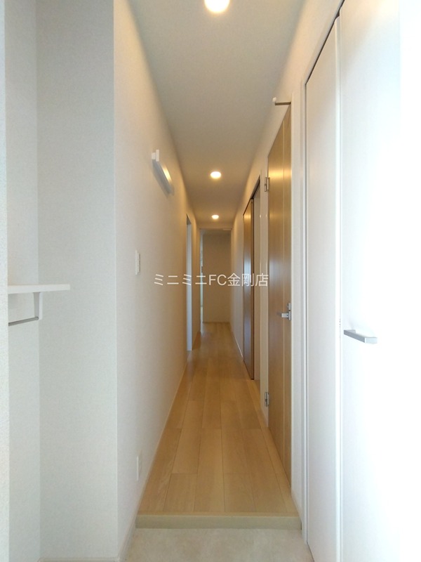 アイマコート　初芝 玄関