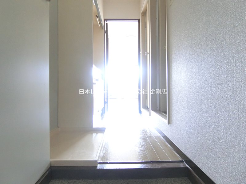 カーサ・ミガタ 玄関