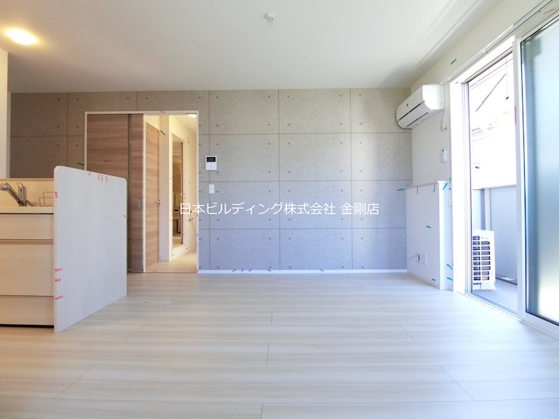 D-room K・M金剛 リビング