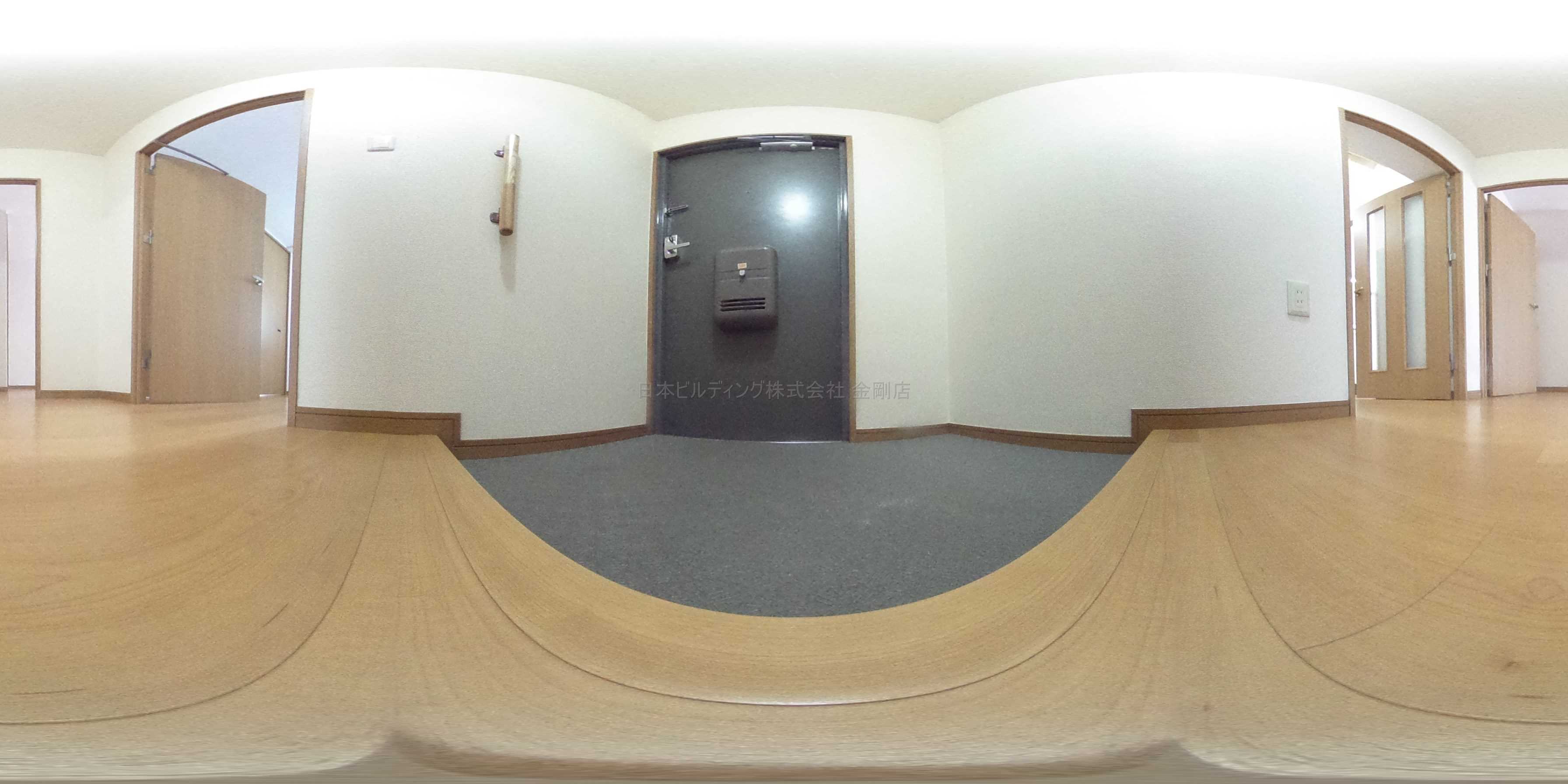 ＵＲ小金台団地3号棟 玄関