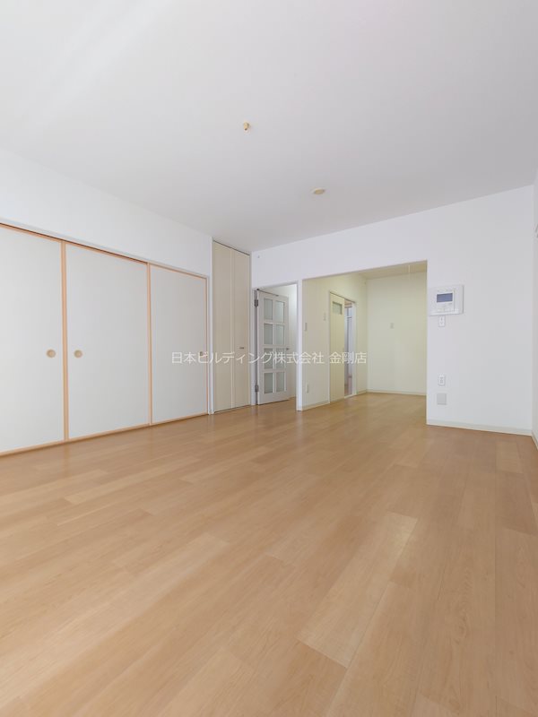 URいぶき野三丁目団地6号棟 リビング