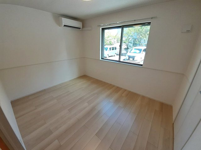 ソレアードⅢ ベッドルーム