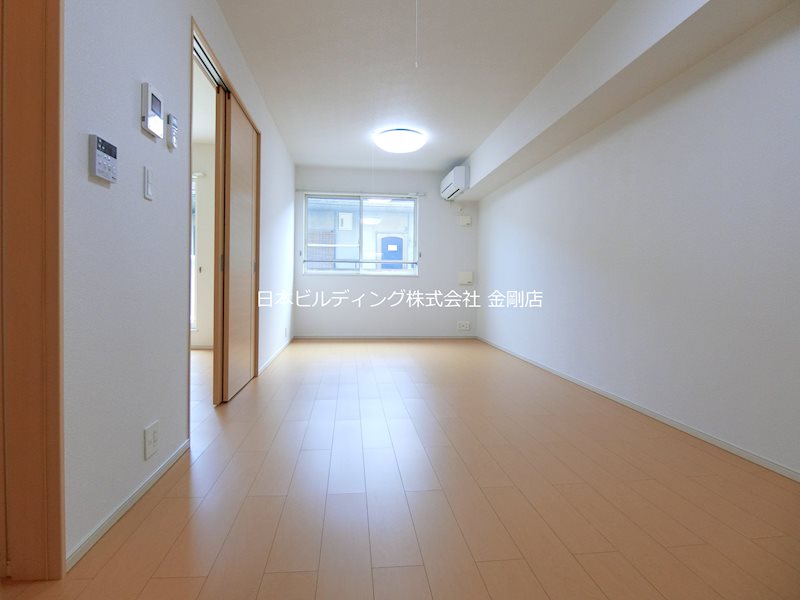 フルー　リール リビング