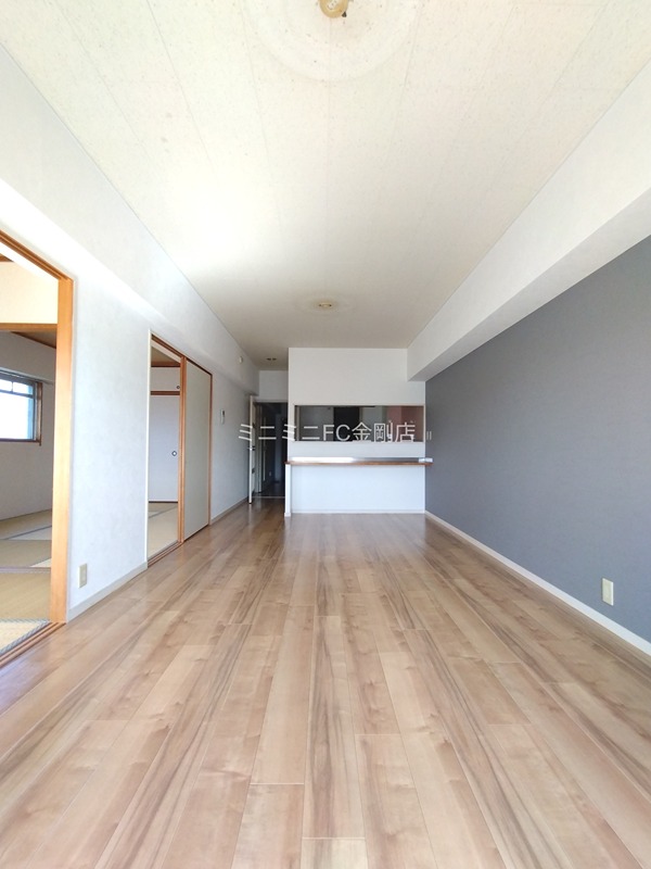 セルサス和泉  リビング