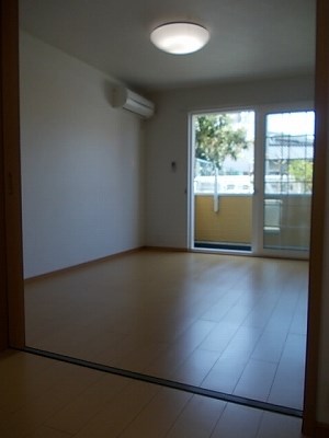 エスプワールC ベッドルーム